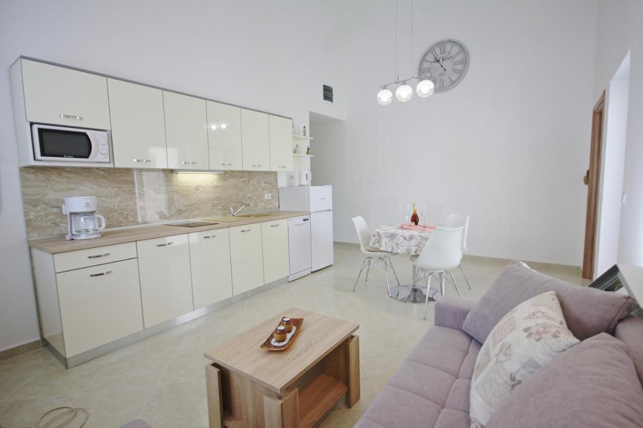 Apartmani Srdoc Baška Kültér fotó